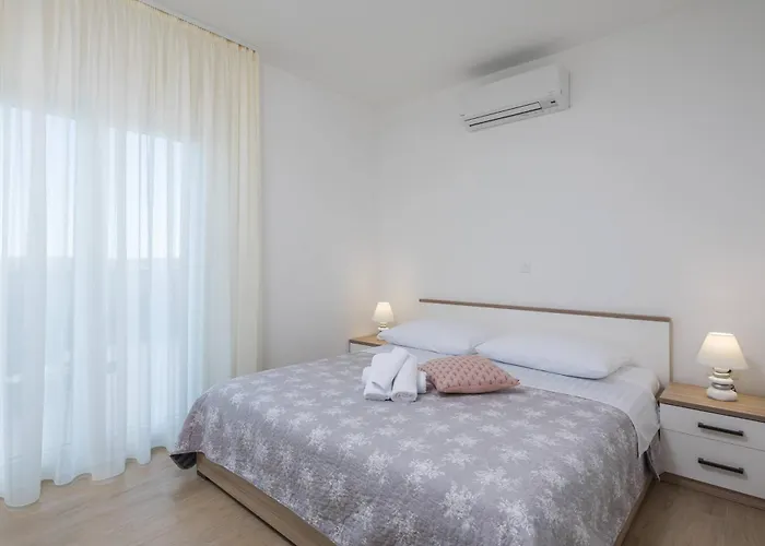 Apollo Appartement *